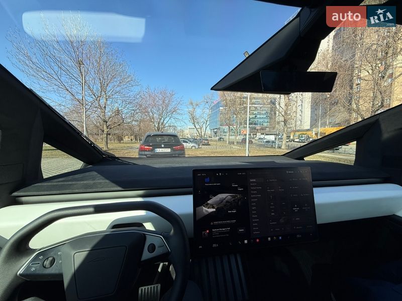 Пикап Tesla Cybertruck 2024 в Киеве