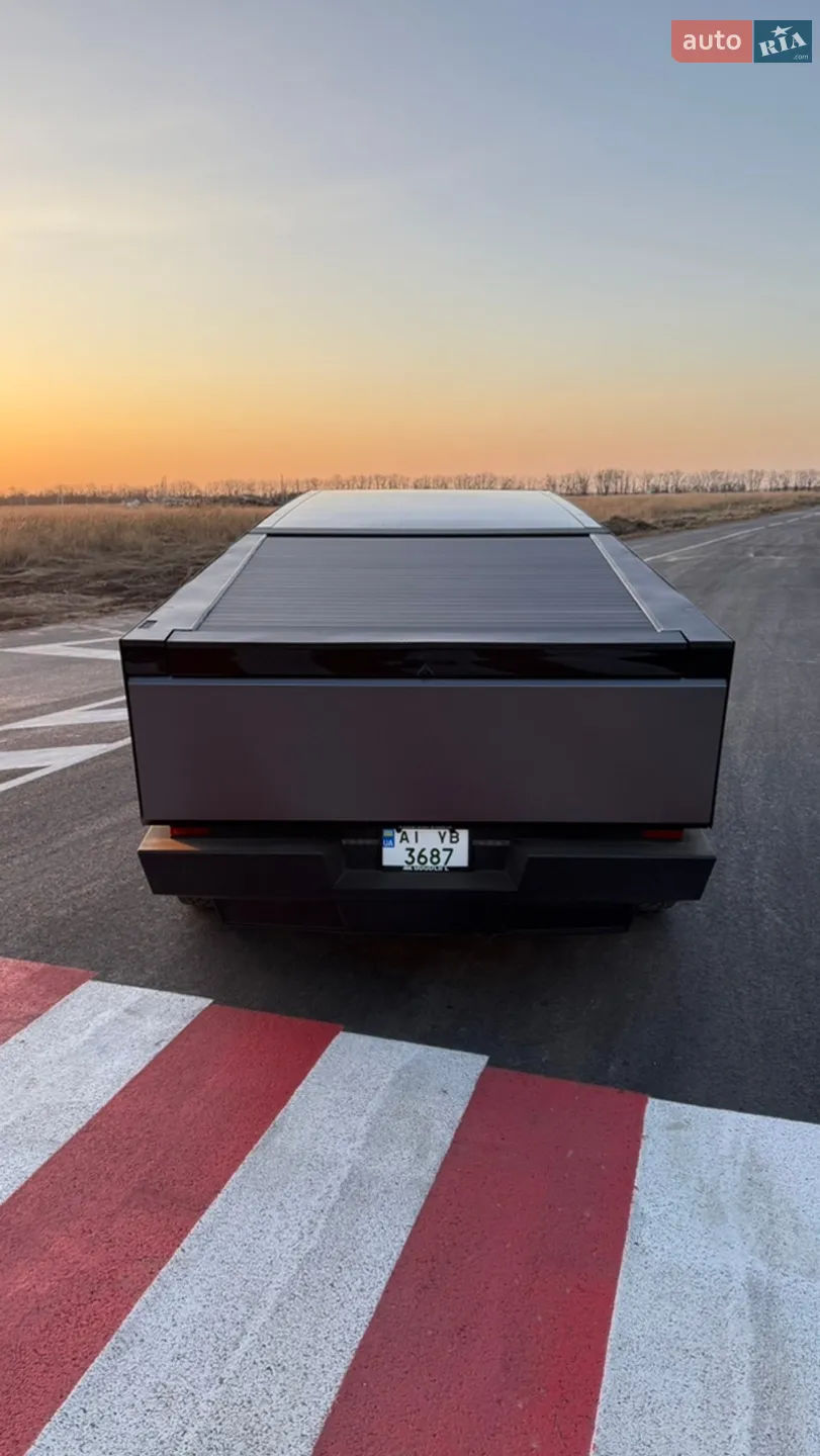 2024 Tesla Cybertruck - мініатюра 32