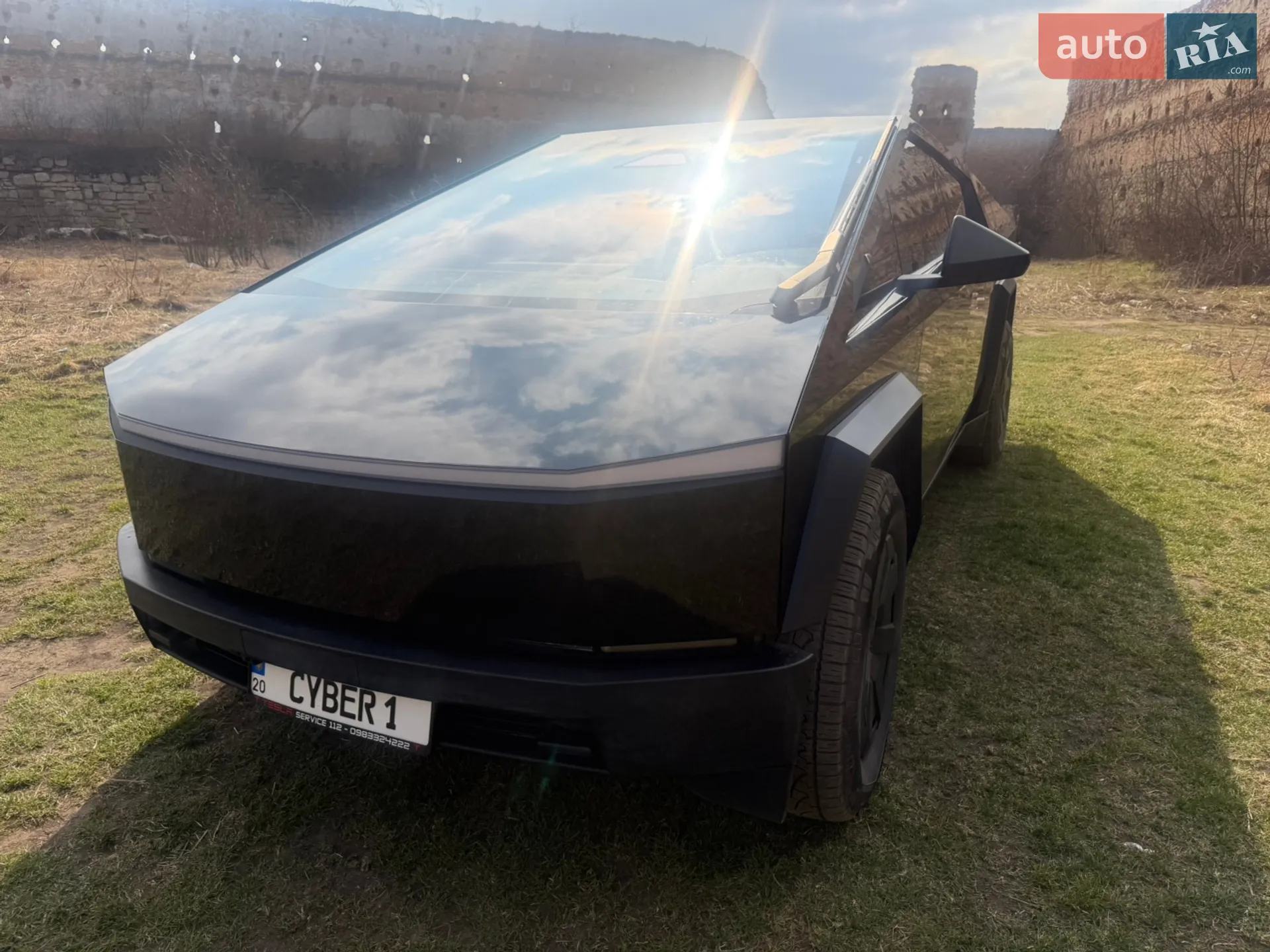 2024 Tesla Cybertruck - мініатюра 10