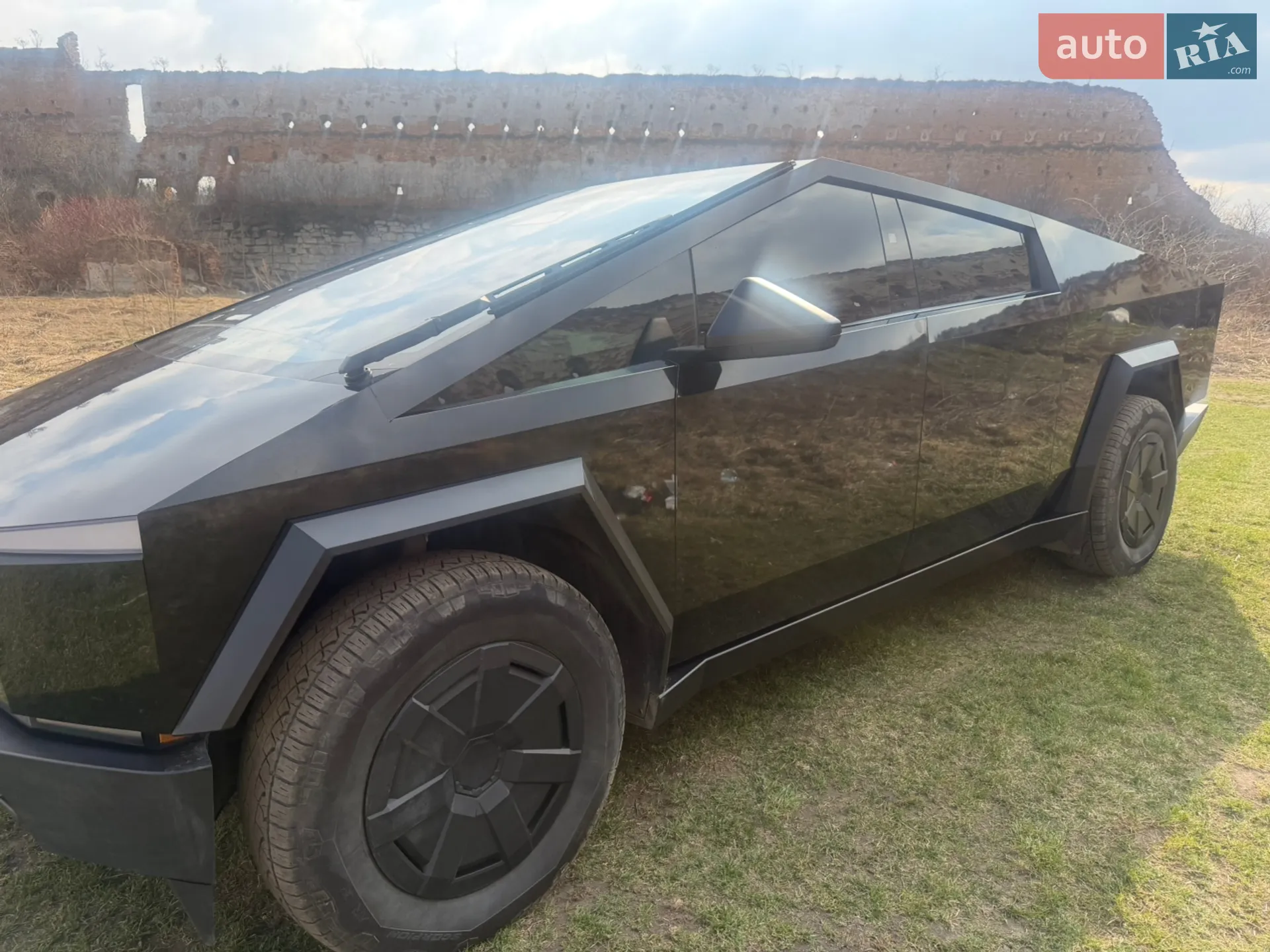 2024 Tesla Cybertruck - мініатюра 27