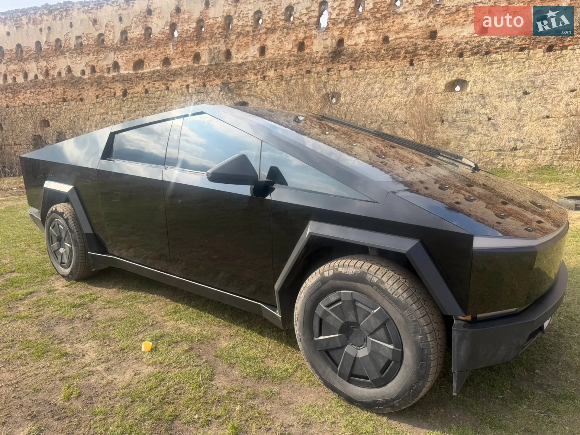 2024 Tesla Cybertruck - мініатюра 29