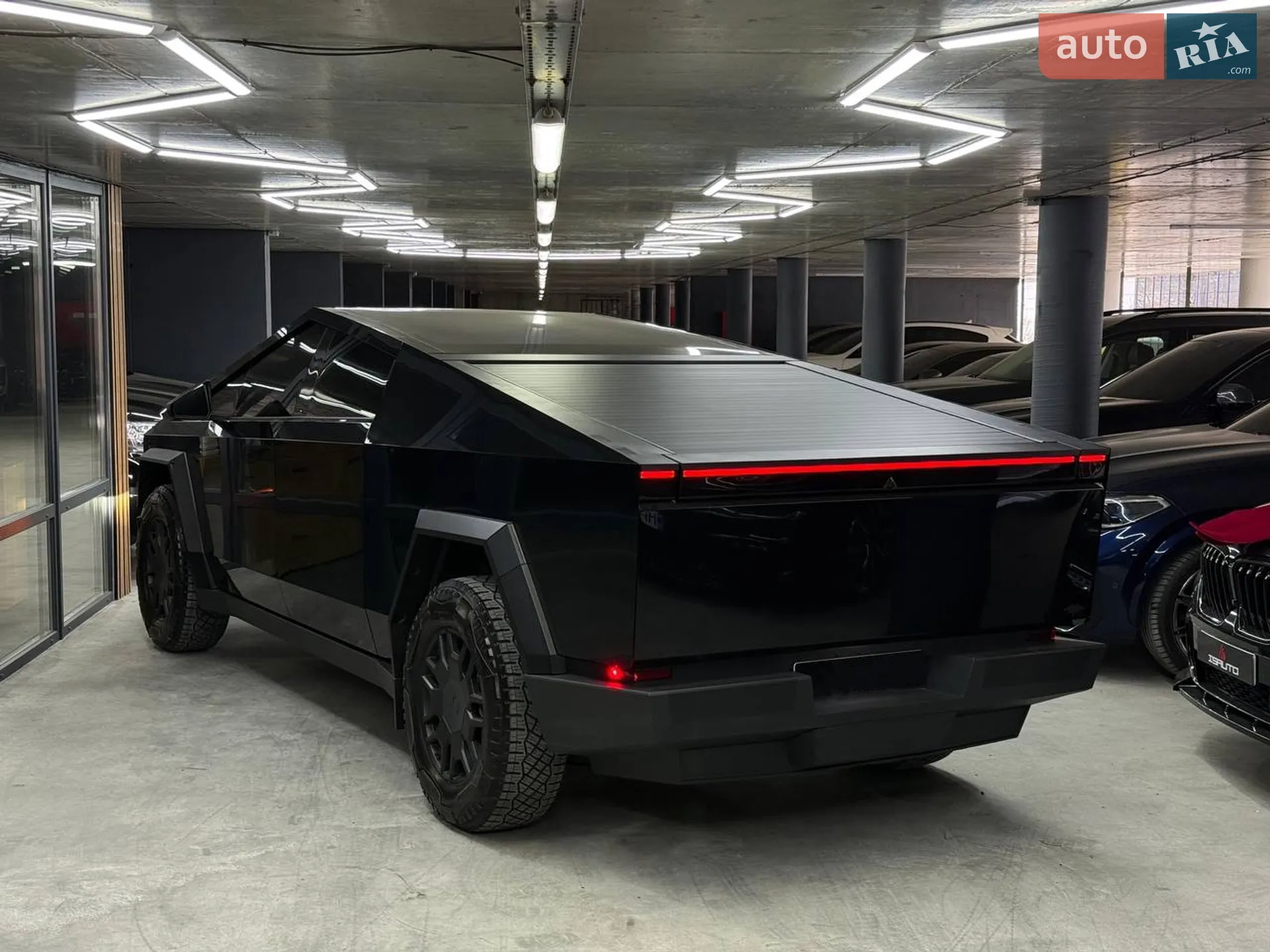 2024 Tesla Cybertruck - мініатюра 8