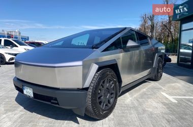 Пікап Tesla Cybertruck 2024 в Києві