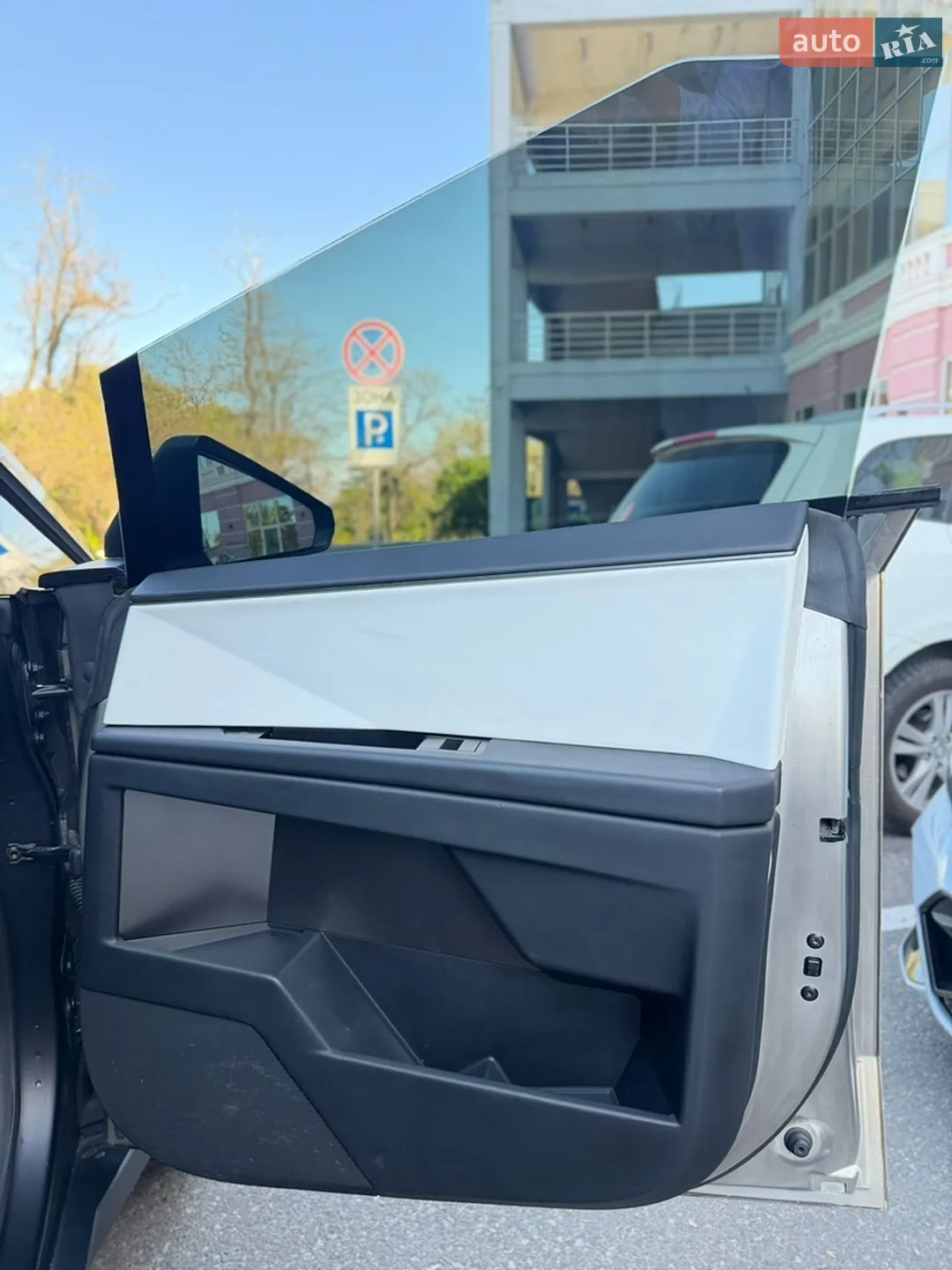 2024 Tesla Cybertruck - мініатюра 63