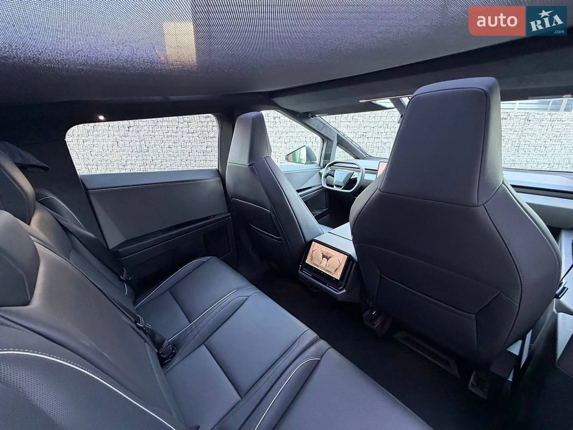 2024 Tesla Cybertruck - мініатюра 20