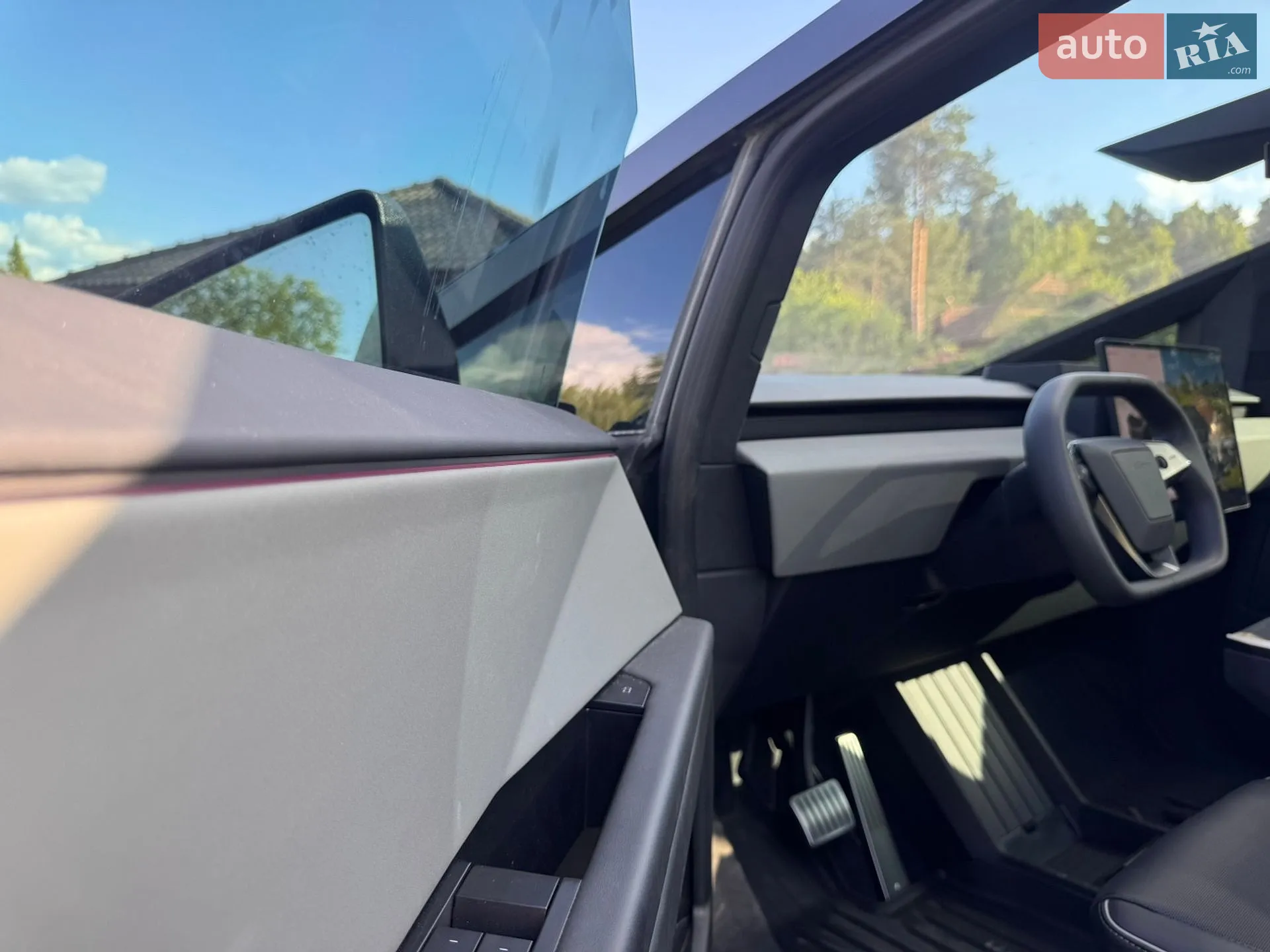 2024 Tesla Cybertruck - мініатюра 27