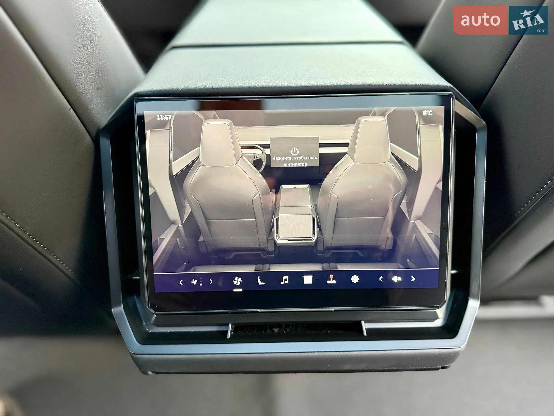 2024 Tesla Cybertruck - мініатюра 22