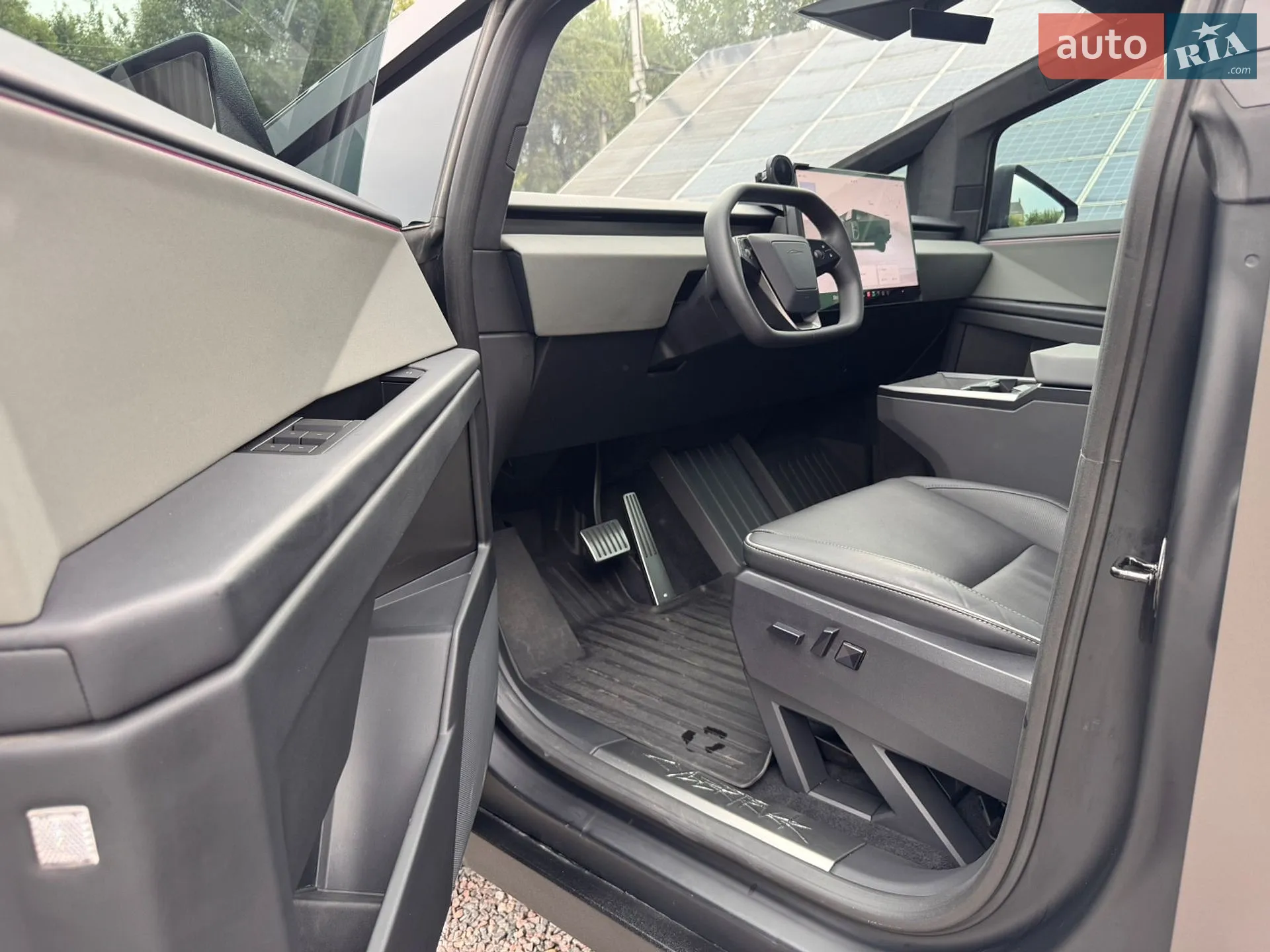 2024 Tesla Cybertruck - мініатюра 40