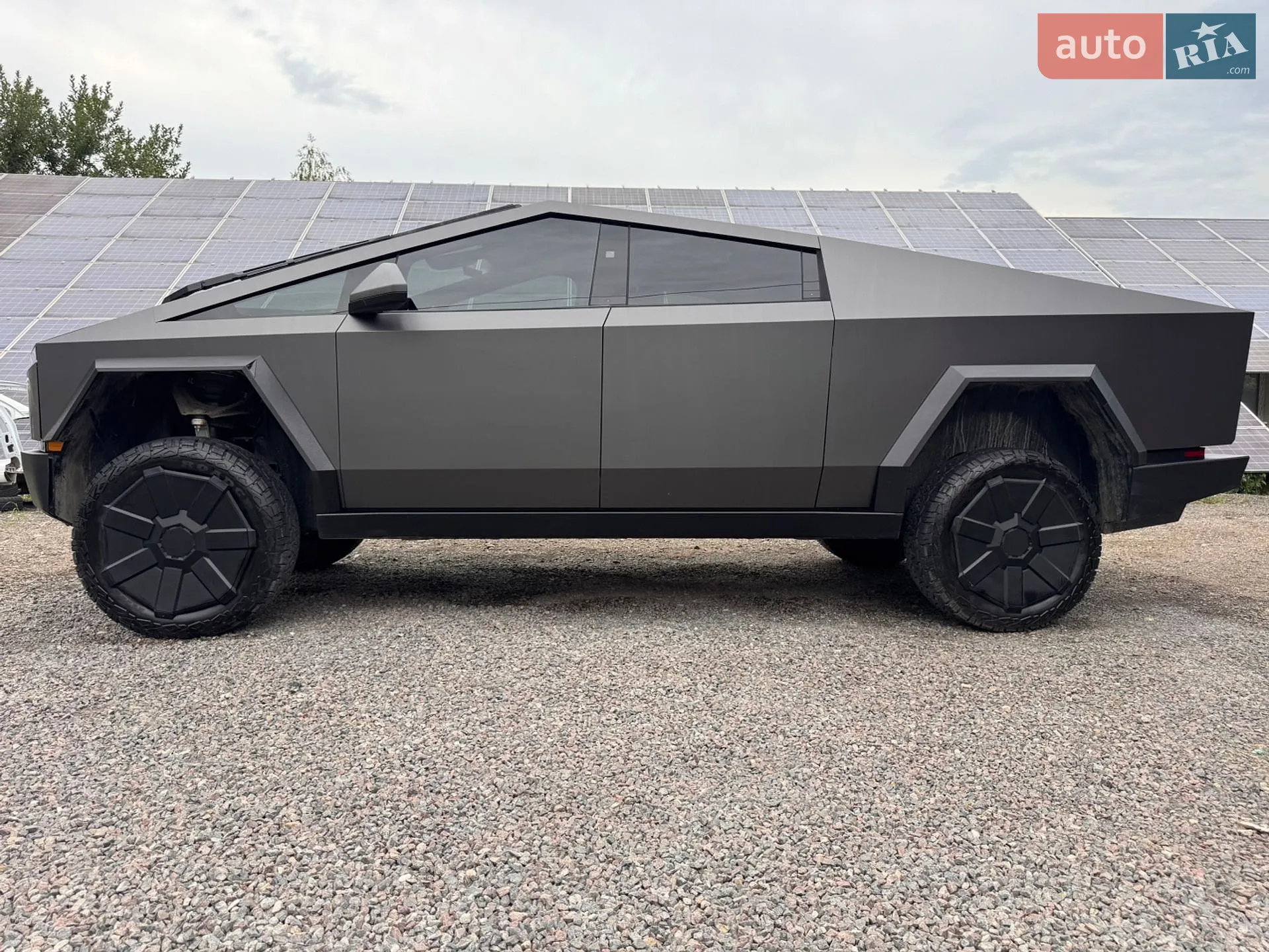 2024 Tesla Cybertruck - мініатюра 20