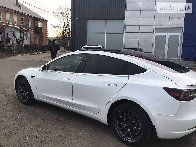 Седан Tesla Model 3 2018 в Харкові фото 6 Седан Tesla Model 3 2018 в Харкові