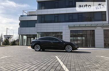 Седан Tesla Model 3 2018 в 