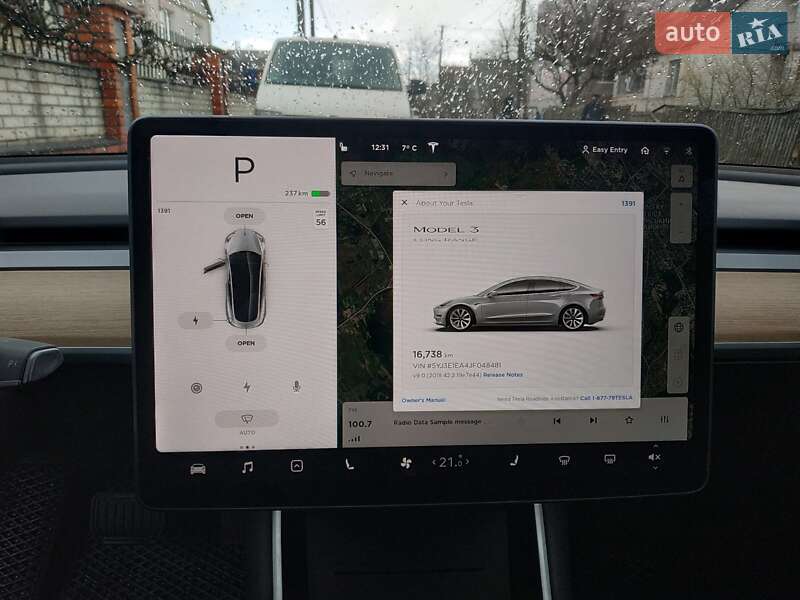 Седан Tesla Model 3 2018 в Житомире