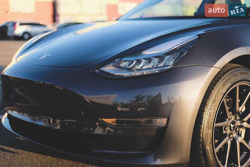 Седан Tesla Model 3 2018 в Киеве фото 36 Седан Tesla Model 3 2018 в Киеве