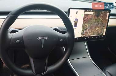 Седан Tesla Model 3 2019 в Одессе