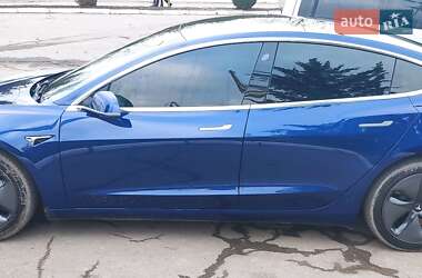Седан Tesla Model 3 2019 в Одессе
