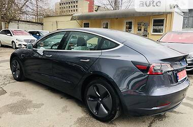 Седан Tesla Model 3 2019 в Одессе