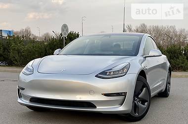 TESLA MODEL 3 2018