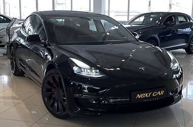 Седан Tesla Model 3 2021 в Києві