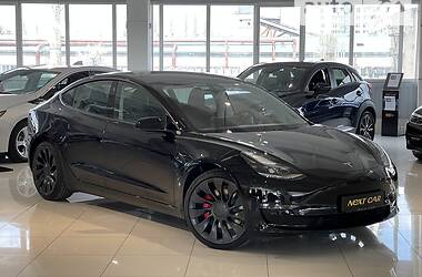 Седан Tesla Model 3 2021 в Києві