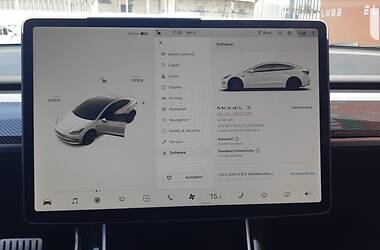 Хетчбек Tesla Model 3 2020 в Києві