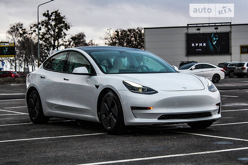 Седан Tesla Model 3 2021 в Киеве фото 10 Седан Tesla Model 3 2021 в Киеве
