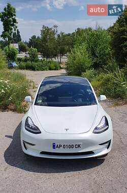 Седан Tesla Model 3 2019 в 