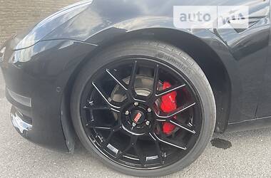 Хэтчбек Tesla Model 3 2018 в 