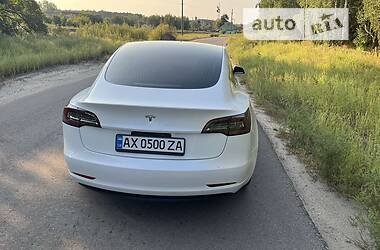 Лифтбек Tesla Model 3 2019 в Харькове