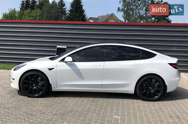 Седан Tesla Model 3 2019 в Ивано-Франковске