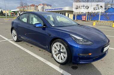 Седан Tesla Model 3 2020 в Києві