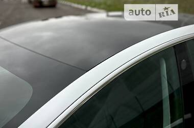 Седан Tesla Model 3 2020 в 