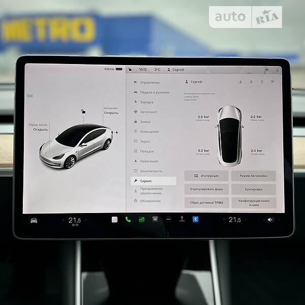 Седан Tesla Model 3 2020 в Ровно