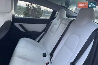 Седан Tesla Model 3 2018 в 