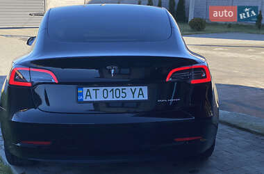 Седан Tesla Model 3 2019 в Долине