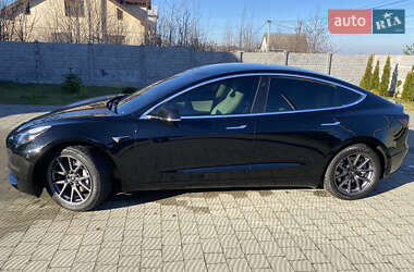 Седан Tesla Model 3 2019 в Долине