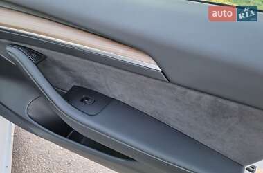 Седан Tesla Model 3 2021 в Кропивницькому фото 39 Седан Tesla Model 3 2021 в Кропивницькому
