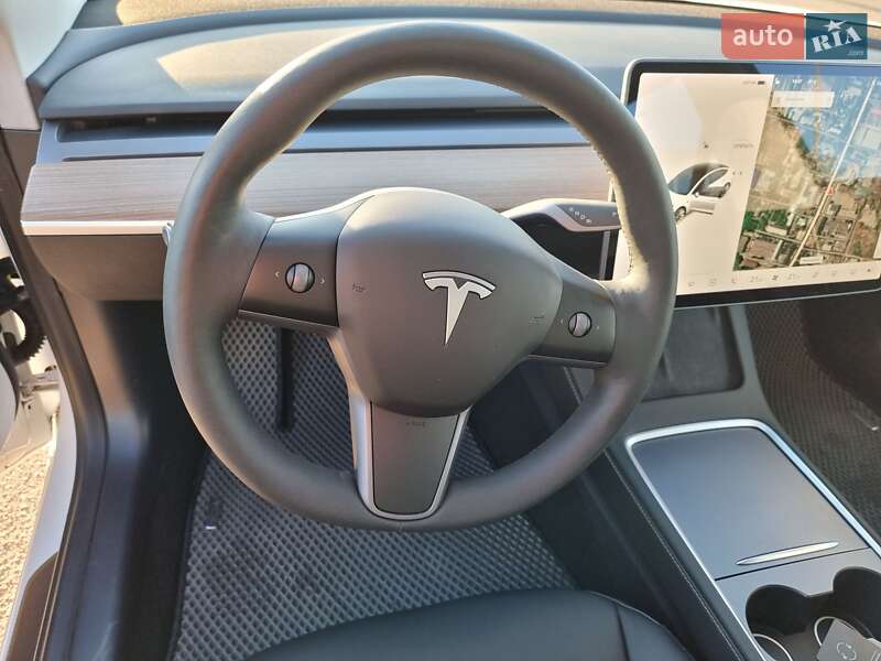 Седан Tesla Model 3 2021 в Кропивницком фото 34 Седан Tesla Model 3 2021 в Кропивницком