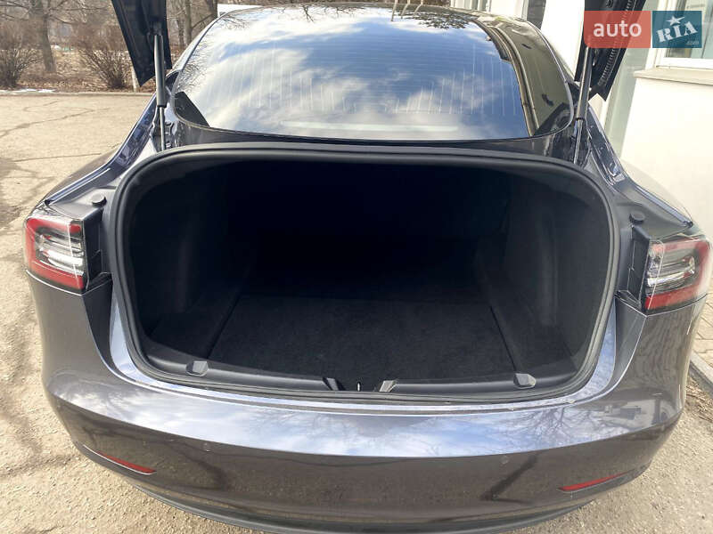 Седан Tesla Model 3 2018 в Дніпрі фото 15 Седан Tesla Model 3 2018 в Дніпрі