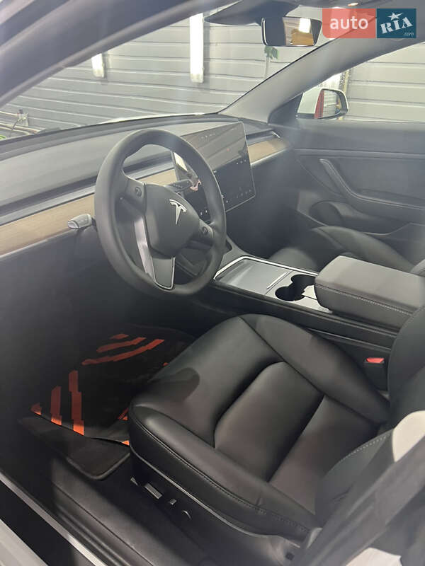 Седан Tesla Model 3 2020 в Одессе
