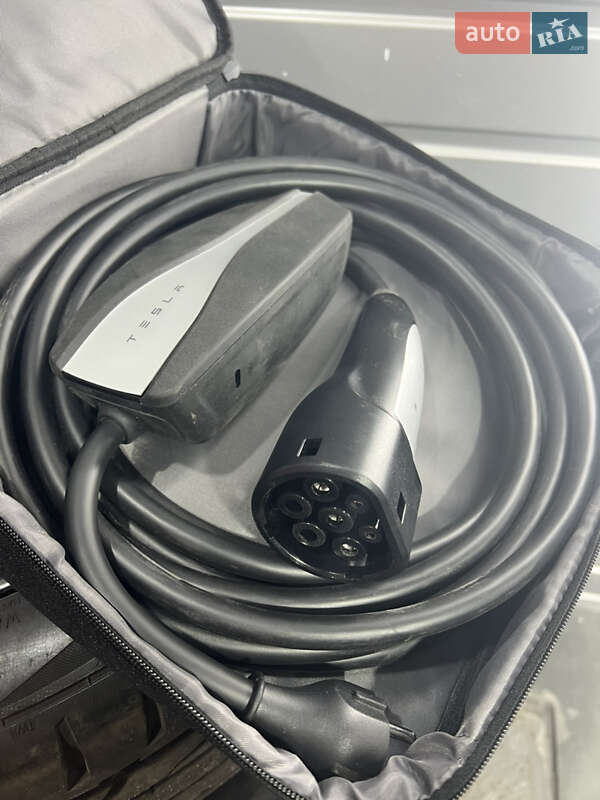 Седан Tesla Model 3 2020 в Одессе
