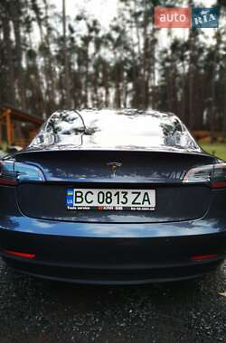 Седан Tesla Model 3 2020 в Ковеле