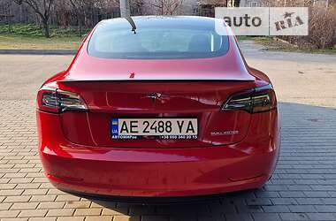 Седан Tesla Model 3 2019 в Дніпрі