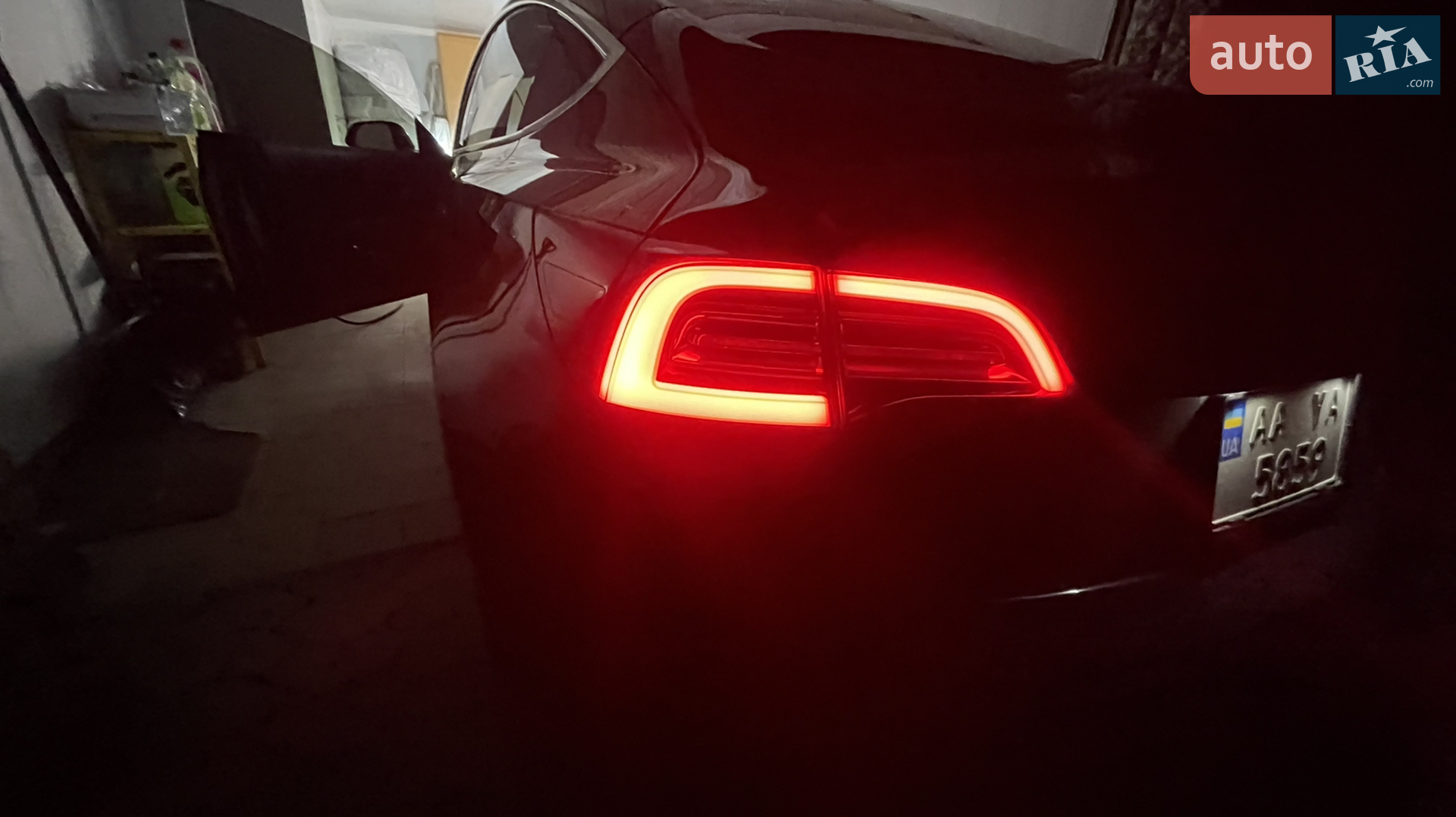 2018 Tesla Model 3 - мініатюра 10