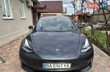 Седан Tesla Model 3 2018 в Кропивницком