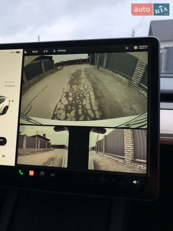 Седан Tesla Model 3 2021 в Києві