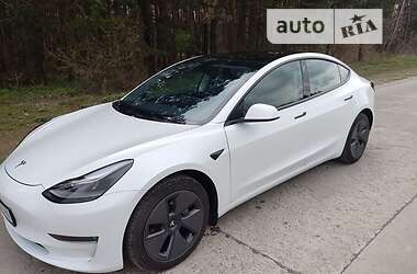 Седан Tesla Model 3 2021 в 