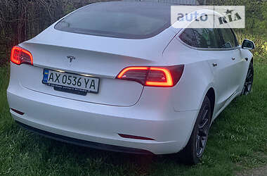 Седан Tesla Model 3 2020 в Харькове