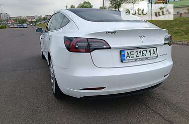 Седан Tesla Model 3 2018 в Кривому Розі