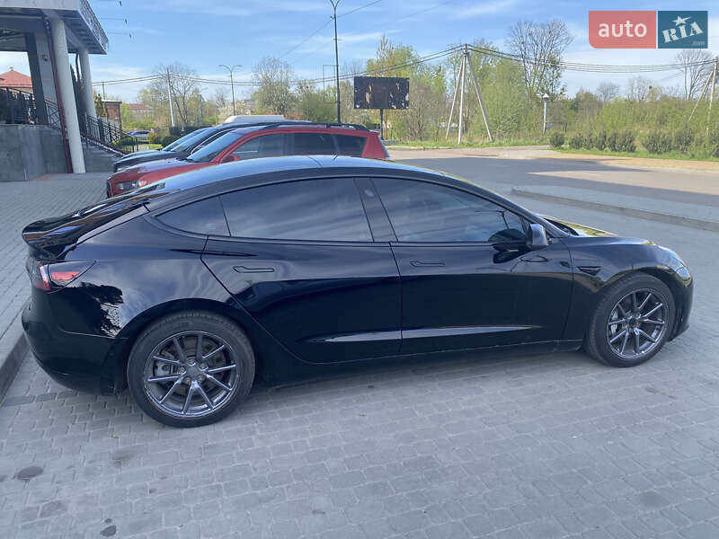 Седан Tesla Model 3 2019 в Шептицькому фото 11 Седан Tesla Model 3 2019 в Шептицькому