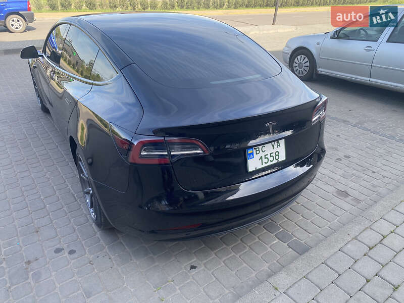 Седан Tesla Model 3 2019 в Шептицькому фото 16 Седан Tesla Model 3 2019 в Шептицькому